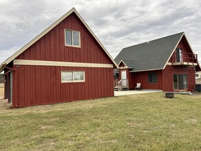 10184 Faith Dr NW in Bemidji, MN - Building Photo - Building Photo