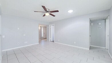 8627 N Shadow Ln in Peoria, AZ - Building Photo - Building Photo