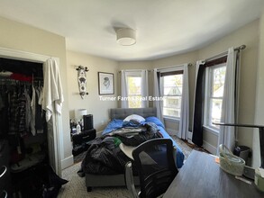 102 Morrison Ave, Unit 2 in Somerville, MA - Building Photo - Building Photo