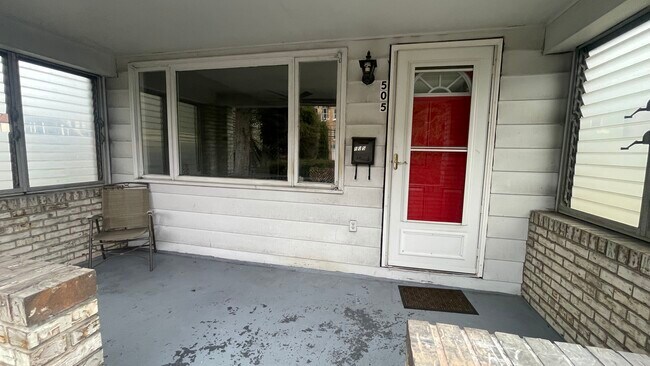 505 Monongahela Ave in Glassport, PA - Foto de edificio - Building Photo