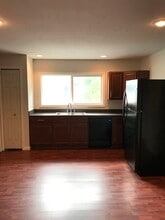 13 Depot St, Unit 1st Story Apt in Potsdam, NY - Building Photo - Building Photo