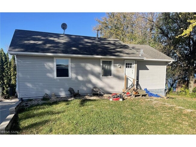 property at 28662 W Lake Dr