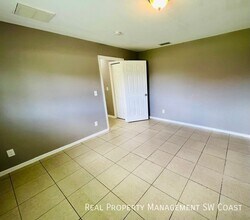 309 Ivan Ave S in Lehigh Acres, FL - Building Photo - Building Photo