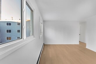 Muttart in Edmonton, AB - Building Photo - Building Photo