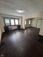 1341 N Parker Ave in Indianapolis, IN - Building Photo - Building Photo