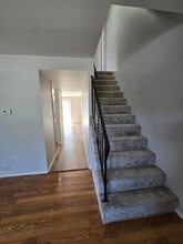 501 W Farragut St in Crown Point, IN - Building Photo - Building Photo
