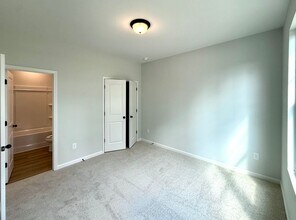 1721 Jordan Brook Dr in Lawrenceville, GA - Building Photo - Building Photo