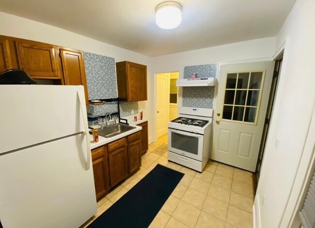 1164 Cook Ave E in St. Paul, MN - Building Photo - Building Photo