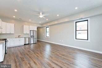 160 N Loudoun St in Winchester, VA - Building Photo - Building Photo