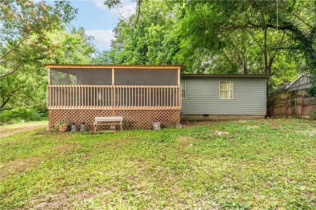 property at 16755 Leisure Loop