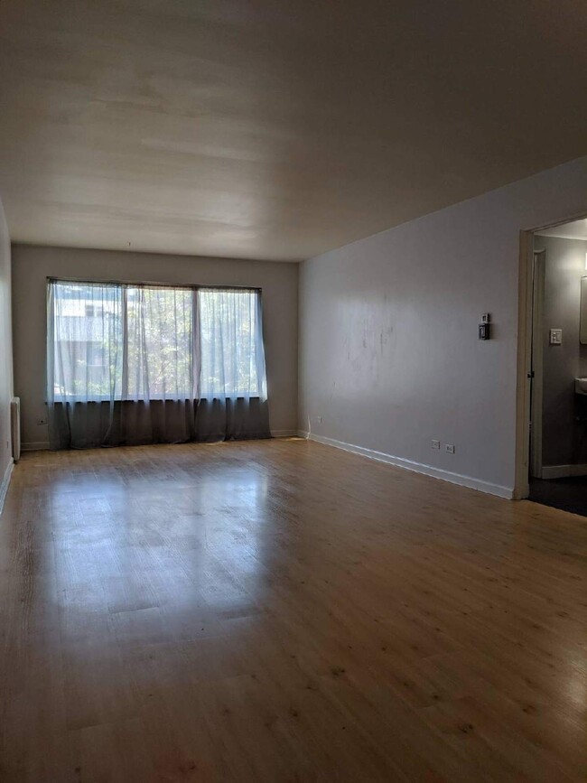 855 Pennsylvania St-Unit -405 in Denver, CO - Building Photo - Building Photo