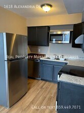 1618 Alexandria Dr in Lexington, KY - Building Photo - Building Photo