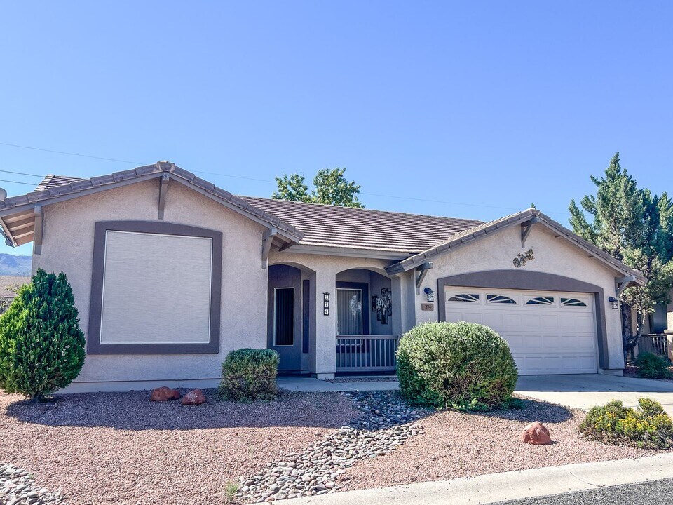 274 S Wild Horse Way in Cottonwood, AZ - Building Photo