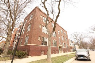 1938 W Berenice Ave, Unit 2 in Chicago, IL - Building Photo