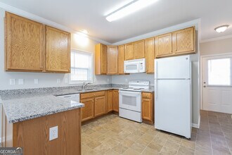 5330 Mercedes Dr in Cumming, GA - Building Photo - Building Photo