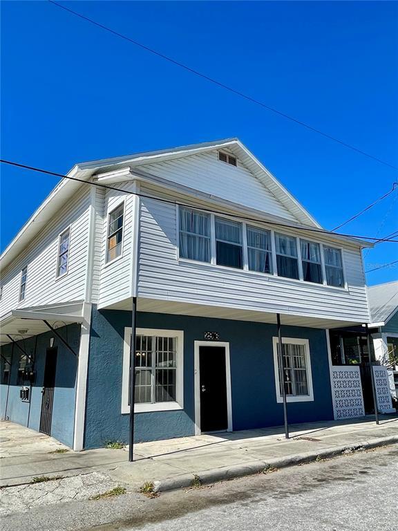 property at 2916 N 16th St