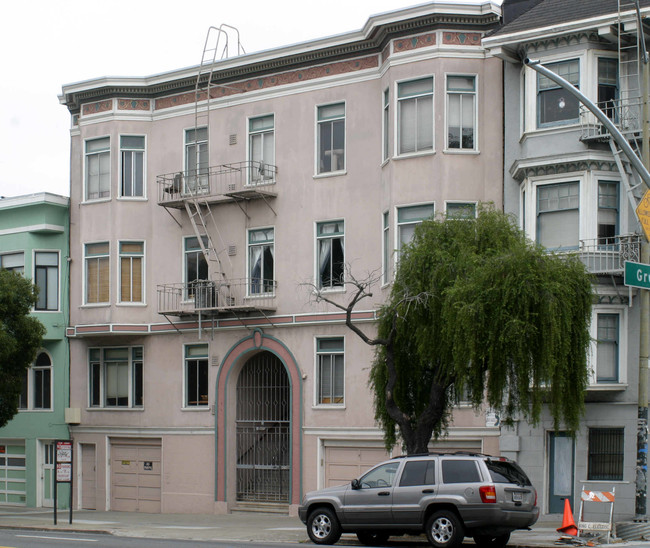 650 Masonic Ave in San Francisco, CA - Foto de edificio - Building Photo