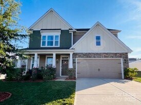 111 Yellow Birch Loop in Mooresville, NC - Building Photo
