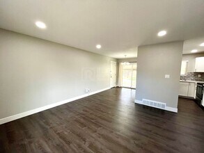 2123 Fernwood Dr in Colorado Springs, CO - Building Photo - Building Photo