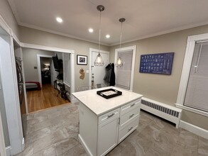 25 Elm St, Unit 1L in Quincy, MA - Building Photo - Building Photo