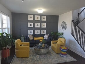 W240N5649 Holly Ct in Sussex, WI - Building Photo - Building Photo