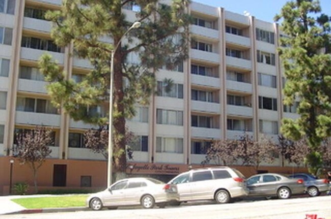 421 S La Fayette Park Plz, Unit #629 in Los Angeles, CA - Building Photo - Building Photo