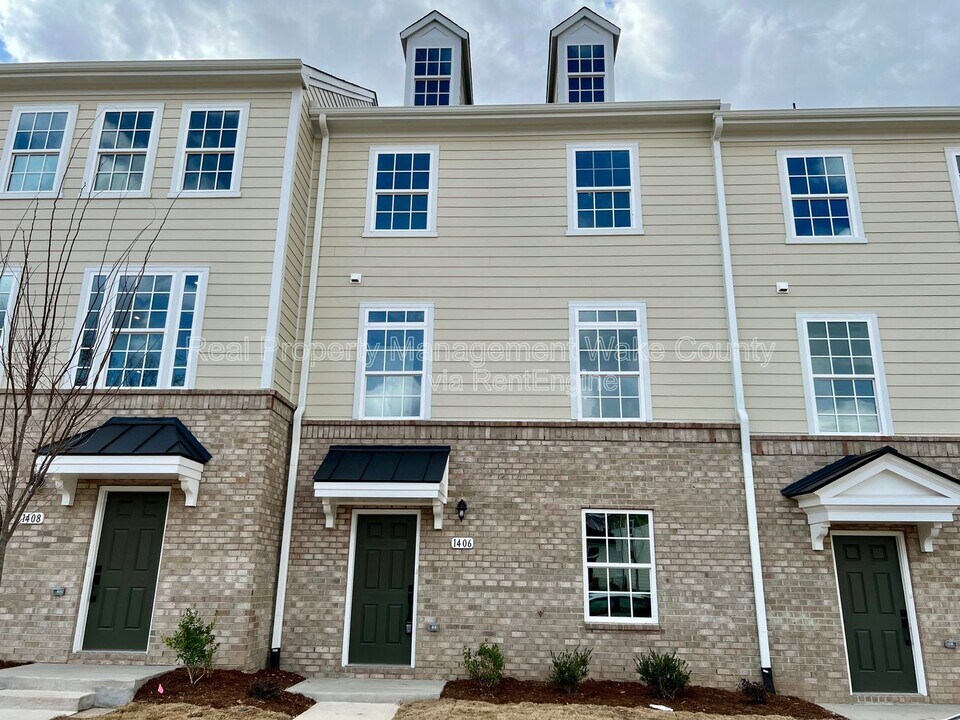 1406 Excelsior Grand Ave in Durham, NC - Building Photo