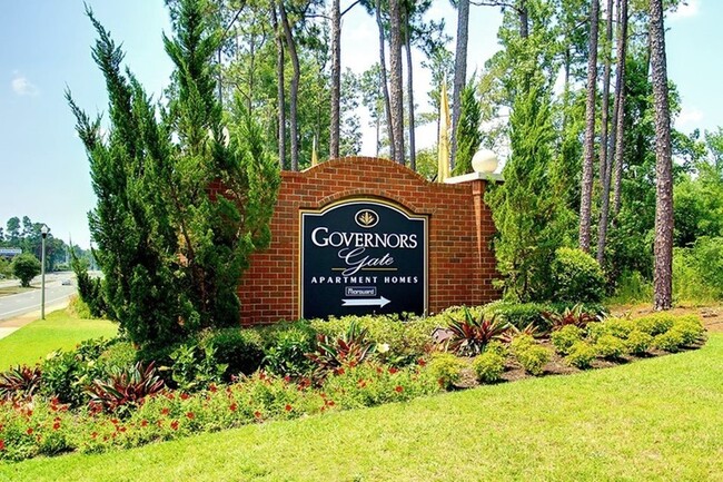 Governors Gate in Pensacola, FL - Foto de edificio - Building Photo