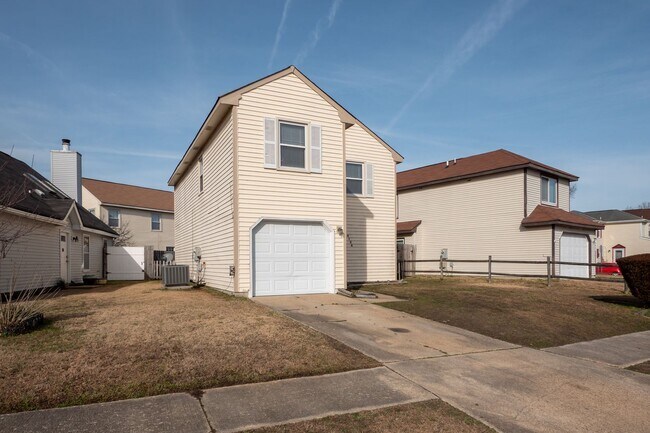 4164 O Hare Dr in Virginia Beach, VA - Building Photo - Building Photo