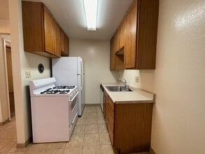 630-644 Lincoln Rd E, Unit 632 in Vallejo, CA - Building Photo - Building Photo