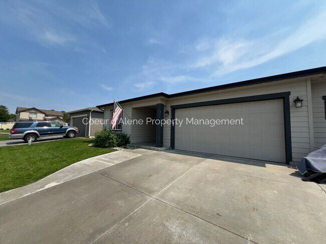 property at 246 N Olivewood Ln