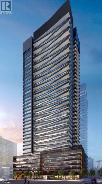 127 Broadway Ave in Toronto, ON - Building Photo