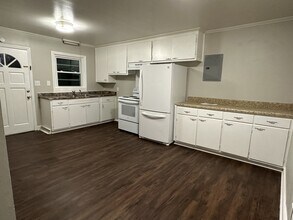 329 Bost St in Statesville, NC - Building Photo - Building Photo