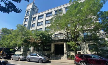 300 Adams St in Hoboken, NJ - Foto de edificio - Building Photo