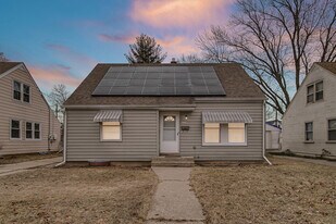 2611 Ellen Ave in Rockford, IL - Building Photo