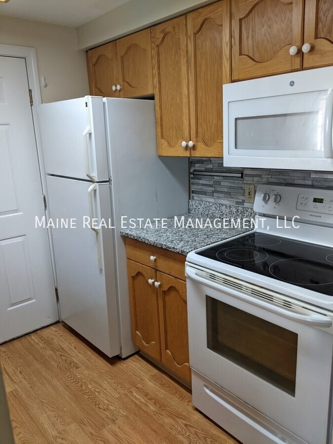307 Garland St in Bangor, ME - Building Photo - Building Photo