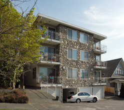 312 N 76th St in Seattle, WA - Building Photo - Building Photo