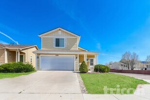 8389 Newbury Way in Fountain, CO - Building Photo