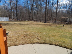 168 Cold Spring Dr in Westbrook, CT - Building Photo - Building Photo