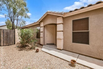 42780 W Sunland Dr in Maricopa, AZ - Building Photo - Building Photo