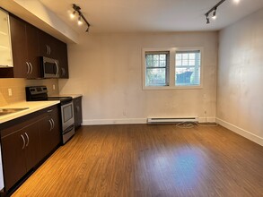 417-417 Vancouver St in Victoria, BC - Building Photo - Building Photo