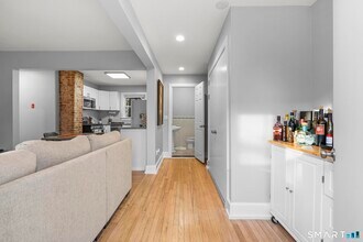 7 Willowbrook Pl in Stamford, CT - Building Photo - Building Photo