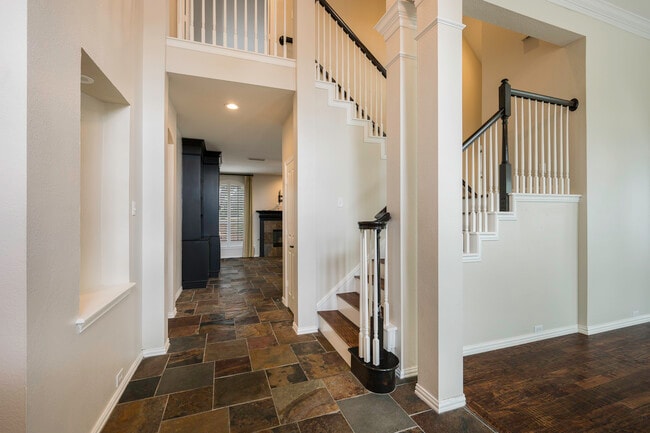 2912 Meadow Glen Dr in Flower Mound, TX - Building Photo - Building Photo