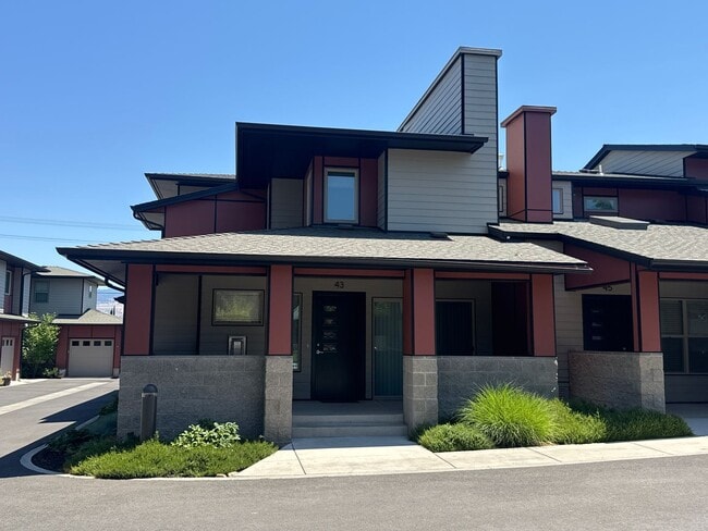 property at 43 S Mountain Ave