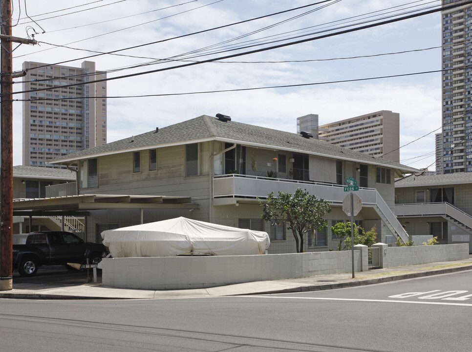 2307 A Fern St in Honolulu, HI - Building Photo