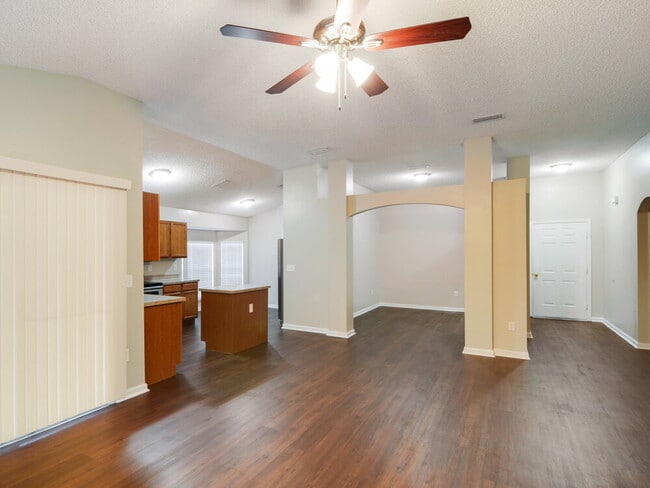 2912 Ravine Hill Dr in Middleburg, FL - Building Photo - Building Photo
