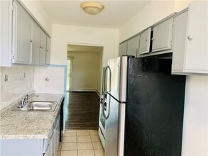 105 Sheffield Dr in Middletown, NY - Building Photo - Building Photo