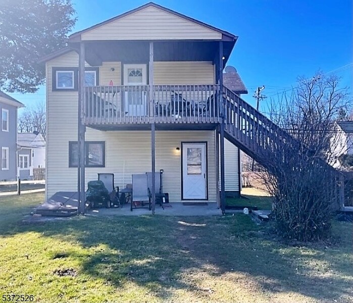 100 Belvidere Ave in Oxford, NJ - Building Photo