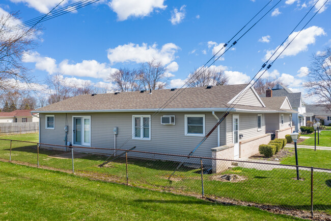 150 Hillcrest Ave in Findlay, OH - Building Photo - Building Photo