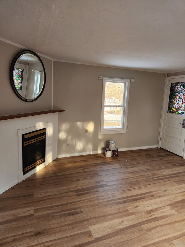 1424 North Ave, Unit 1424 1/2